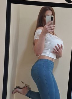 بنت الشام - escort in Muscat Photo 9 of 11