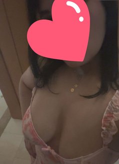 يارا - escort in Muscat Photo 9 of 15