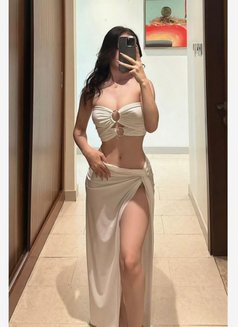 نور - escort in Riyadh Photo 2 of 3