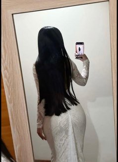 نور - escort in Riyadh Photo 3 of 3