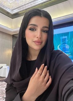 ياسمين - puta in Jazan Photo 2 of 7