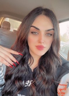 اريان السوري - Transsexual escort in Bangkok Photo 1 of 2