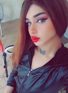 لولو كاتي - Agencia de acompañantes transexuales in Beirut Photo 11 of 16