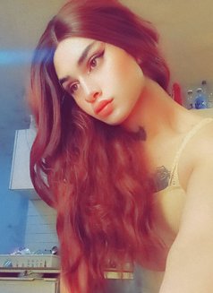 ليلو - Agencia de acompañantes transexuales in Beirut Photo 14 of 18