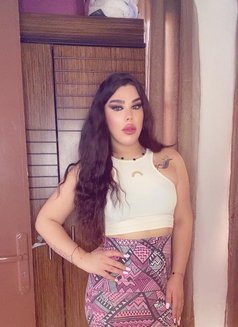 جونيلا - Acompañantes transexual in Beirut Photo 16 of 18