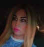 اليسار - Transsexual escort in Damascus Photo 3 of 3