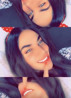 وتين - Transsexual escort agency in Damascus Photo 4 of 4