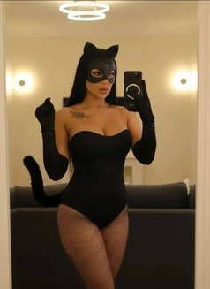 نيكوليتا - Transsexual escort in Damascus Photo 2 of 3