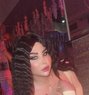 اليسار - Transsexual escort in Damascus Photo 8 of 9