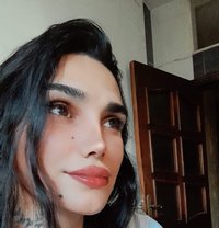 جويل - Transsexual escort in Damascus