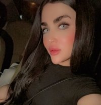 ليان - Transsexual escort in Damascus