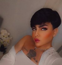 شوشو - Transsexual escort in Dubai