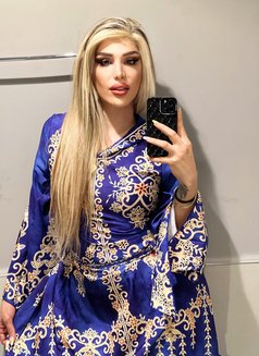 ππ«ππ π²ππ«π π ΨΉΨ±Ψ¨ΩΨ© - Transsexual escort in Dubai Photo 21 of 22