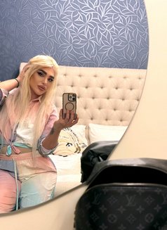 𝐀𝐫𝐚𝐛 𝐲𝐚𝐫𝐚 𑁍 عربية - Acompañantes transexual in Dubai Photo 18 of 18