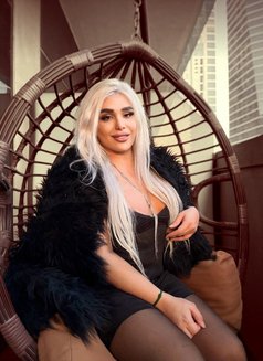 𝐀𝐫𝐚𝐛 𝐲𝐚𝐫𝐚 𑁍 عربية - Transsexual escort in Dubai Photo 13 of 16