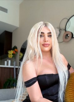 𝐀𝐫𝐚𝐛 𝐲𝐚𝐫𝐚 𑁍 عربية - Acompañantes transexual in Dubai Photo 14 of 17