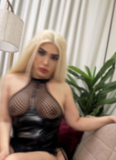 𝐀𝐫𝐚𝐛 𝐲𝐚𝐫𝐚 𑁍 عربية - Transsexual escort in Dubai Photo 23 of 24