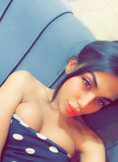نيفين - Transsexual escort agency in Erbil Photo 3 of 5