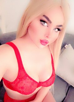 هيفا - Transsexual escort in Erbil Photo 7 of 10