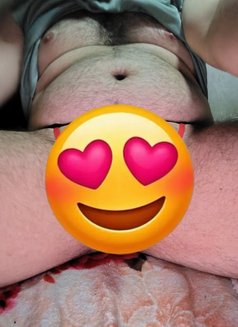 رجل يخضع - Male escort in Abu Dhabi Photo 2 of 4