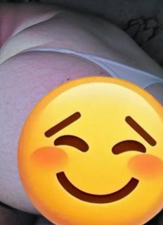 رجل يخضع - Male escort in Abu Dhabi Photo 3 of 4