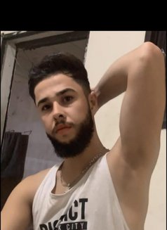 محمد توب - Male escort in Beirut Photo 4 of 4