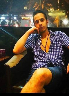 خالد - Male escort in Dubai Photo 1 of 2