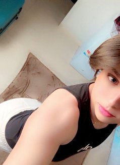 علاوي - Male escort in Muscat Photo 1 of 4