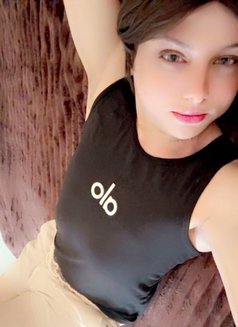 علي - Male escort in Muscat Photo 6 of 6