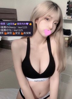 小飯團の高檔外送茶 - escort in Taipei Photo 2 of 9