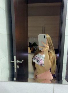 𝒜𝑀𝐸𝑅𝒜𝐻 | أميرة 🪬 - escort in Al Manama Photo 7 of 9