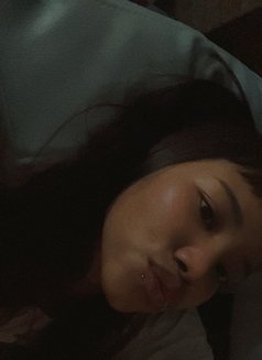 สีแดง - puta in Bangkok Photo 6 of 8