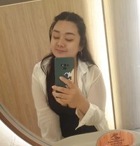 น้ำขิง - escort in Bangkok