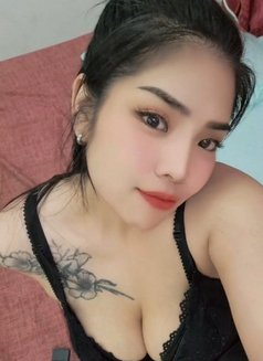 ซาร่า - escort in Barkā Photo 5 of 8