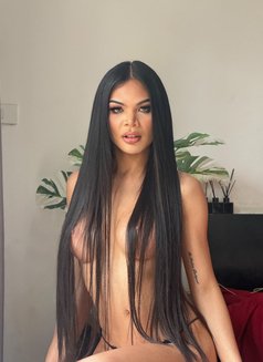 โม เมย์ - masseuse in Phuket Photo 14 of 15