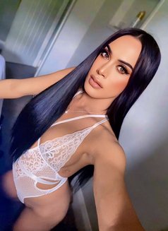 เจสสิก้า - Transsexual escort in Aberdeen Photo 11 of 24