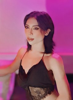 ฝัน - masseuse in Bangkok Photo 1 of 3