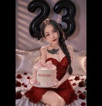 ดี ดี - Transsexual escort in Bangkok