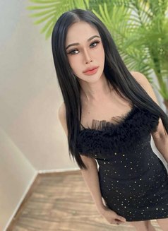 เบลล่า ไอ้จ้อนใหญ่ กับ น้ําเชื้อ หวาน - Transsexual escort in Doha Photo 7 of 7