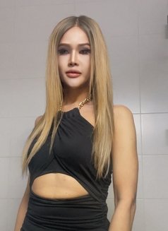 เบลล่า ไอ้จ้อนใหญ่ กับ น้ําเชื้อ หวาน - Transsexual escort in Dubai Photo 9 of 11