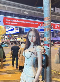 หิมะ - Transsexual escort in Hong Kong Photo 12 of 22