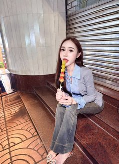 หิมะ - Transsexual escort in Hong Kong Photo 20 of 22