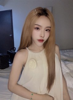 มิร่า - Transsexual escort in Jeddah Photo 4 of 19