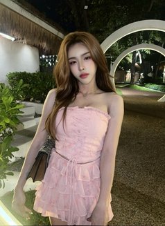 มิร่า - Transsexual escort in Jeddah Photo 8 of 19