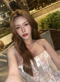 มิร่า - Transsexual escort in Jeddah Photo 13 of 19