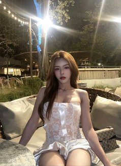 มิร่า - Transsexual escort in Jeddah Photo 14 of 19
