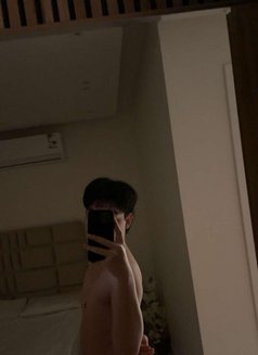 ฮานัน - Transsexual escort in Kuwait Photo 21 of 26