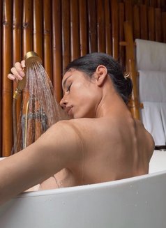 قضيب ضخم، ومؤخرة كبيرة، وقذف غزير. - Transsexual escort in Riyadh Photo 6 of 22