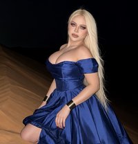 الملكة مونيكا - Transsexual escort in Riyadh Photo 14 of 14