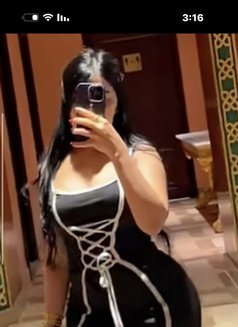أحلى البنات في البحرين - escort agency in Al Manama Photo 2 of 11